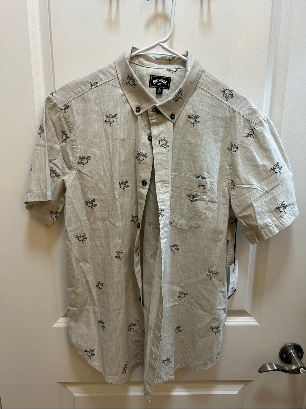 Billabong Men’s Short-Sleeve Button-Down Shirt - Light Beige with Palm Print